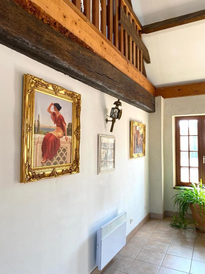 Bed and Breakfast Domaine Du Cellier De La Couronne Sézanne Exterior foto